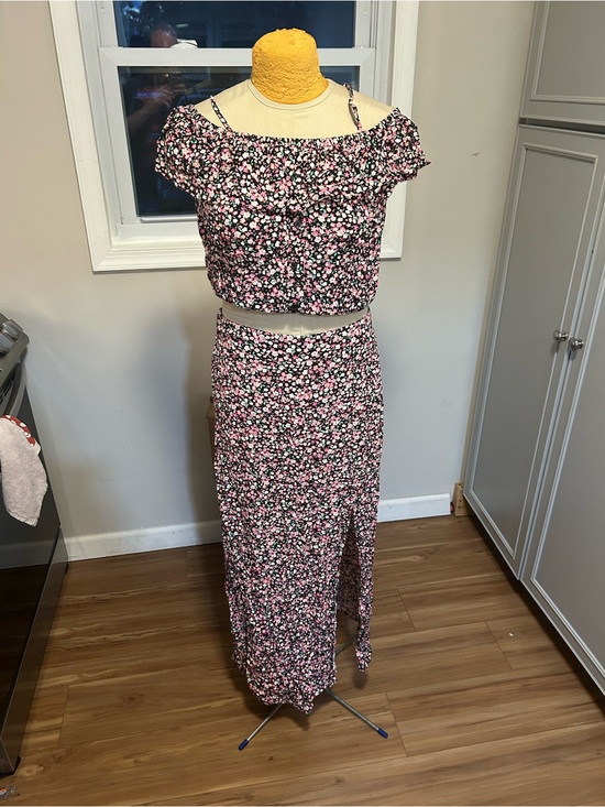 No Boundaries Dresses & Skirts - Floral Off-Shoulder Maxi 2Pc Set Skirt Pink Floral Size Large